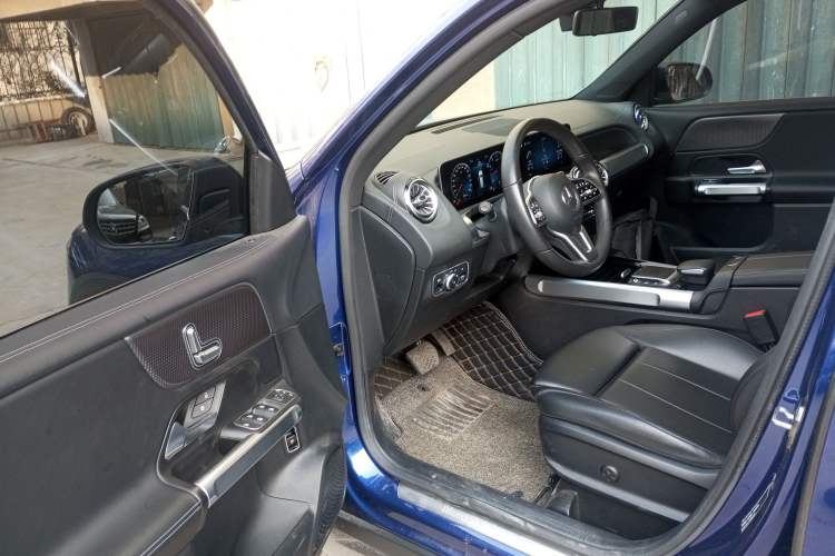 Used Mercedes-Benz GLB 2020 Updated GLB 200 Dynamic Edition Interior 3