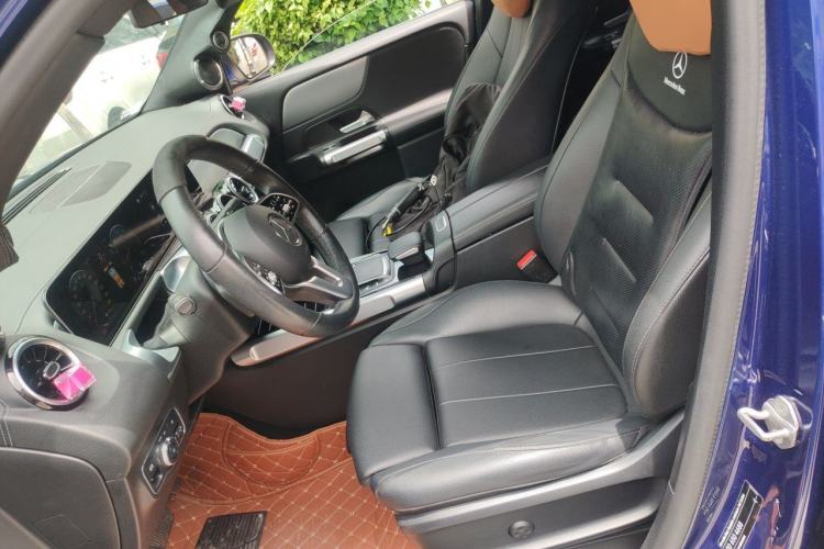 Used Mercedes-Benz GLB 2020 GLB 180 Fashion Model Left Front Seat