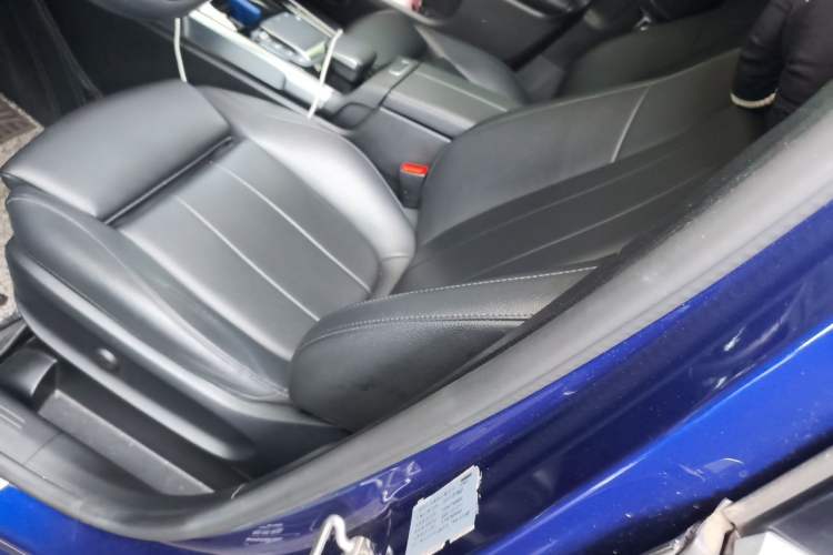 Used Mercedes-Benz GLB 2020 Facelift GLB 200 Fashion Edition Left Front Seat