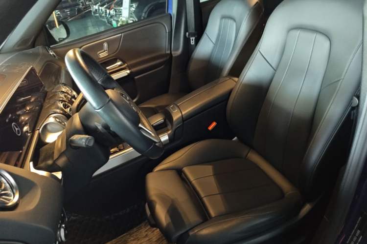 Used Mercedes-Benz GLB 2020 GLB 200 Stylish Edition Left Front Seat
