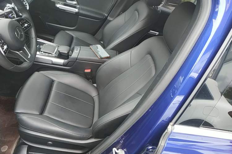 Used Mercedes-Benz GLB 2020 Facelift GLB 200 Fashion Edition Left Front Seat