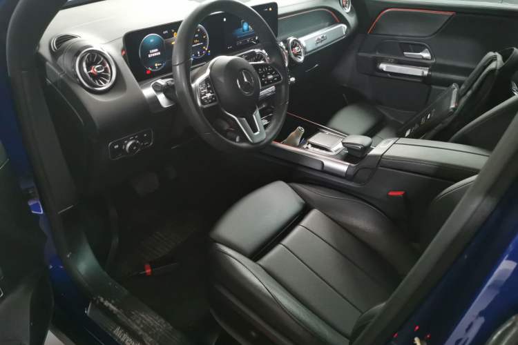 Used Mercedes-Benz GLB 2020 GLB 200 Dynamic Edition Left Front Seat