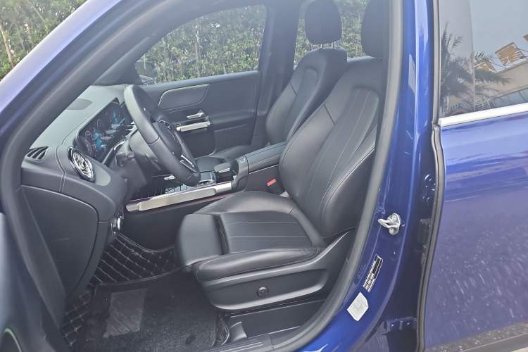 Used Mercedes-Benz GLB 2020 GLB 200 Dynamic Edition Left Front Seat