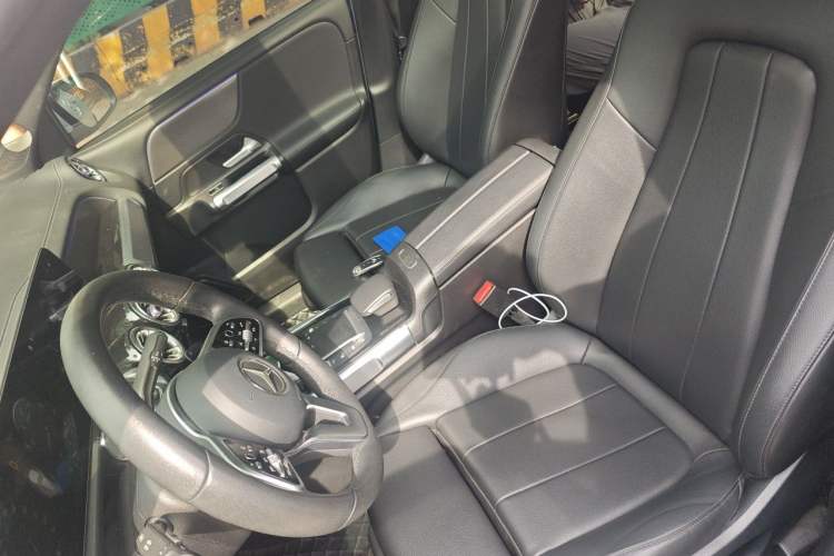 Used Mercedes-Benz GLB 2020 Updated GLB 200 Dynamic Edition Left Front Seat