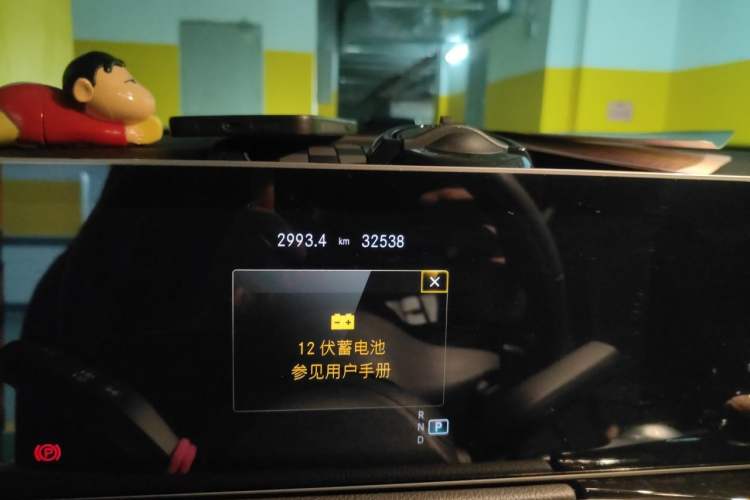Used Mercedes-Benz GLB 2020 Facelift GLB 200 Fashion Edition Odometer Close Up