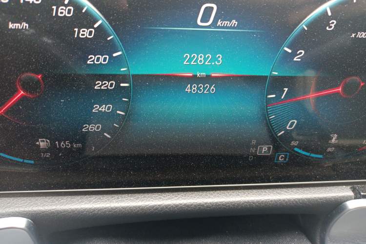Used Mercedes-Benz GLB 2020 Updated GLB 200 Dynamic Edition Odometer Close Up