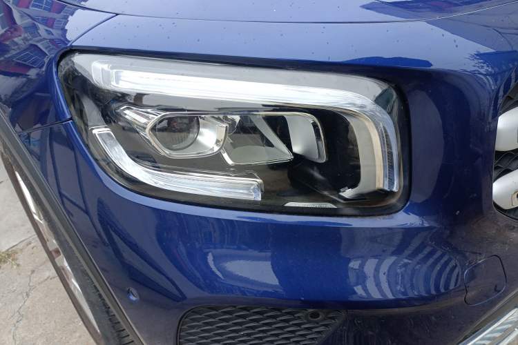 Used Mercedes-Benz GLB 2020 Updated GLB 200 Dynamic Edition Right Front Headlight