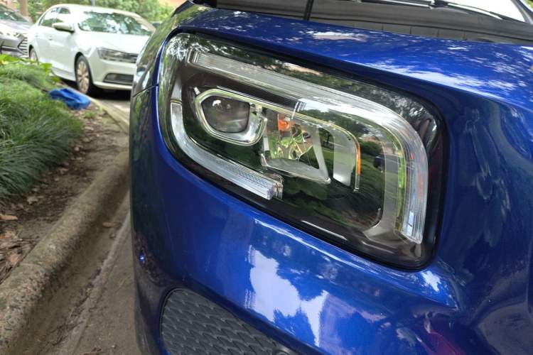 Used Mercedes-Benz GLB 2020 GLB 200 Dynamic Edition Right Front Headlight