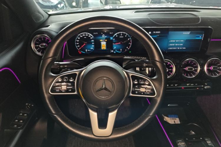 Used Mercedes-Benz GLB 2020 GLB 200 Stylish Edition Steering Wheel