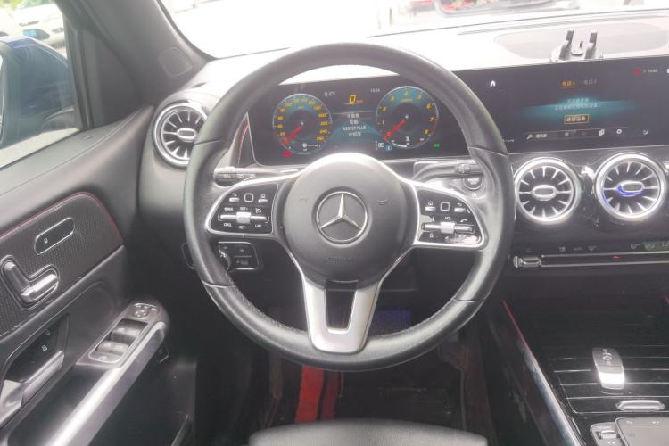 Used Mercedes-Benz GLB 2020 Facelift GLB 200 Fashion Edition Steering Wheel