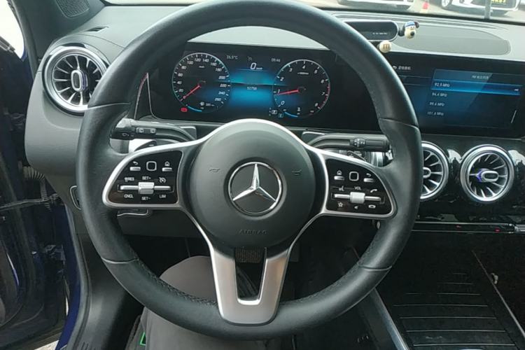 Used Mercedes-Benz GLB 2020 Facelift GLB 200 Fashion Edition Steering Wheel