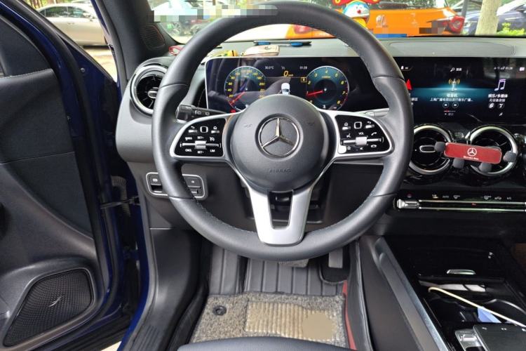 Used Mercedes-Benz GLB 2020 GLB 200 Dynamic Edition Steering Wheel