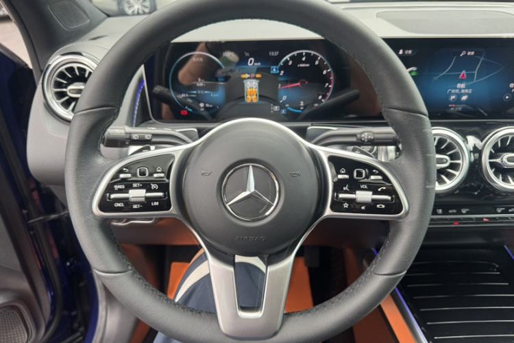 Used Mercedes-Benz GLB 2020 Facelift GLB 200 Fashion Edition Steering Wheel