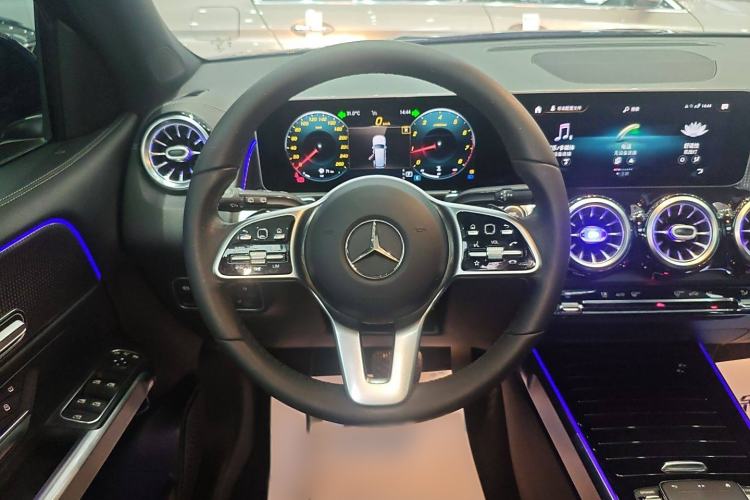 Used Mercedes-Benz GLB 2020 Updated GLB 200 Dynamic Edition Steering Wheel