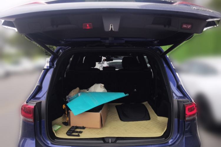 Used Mercedes-Benz GLB 2020 Facelift GLB 200 Fashion Edition Trunk