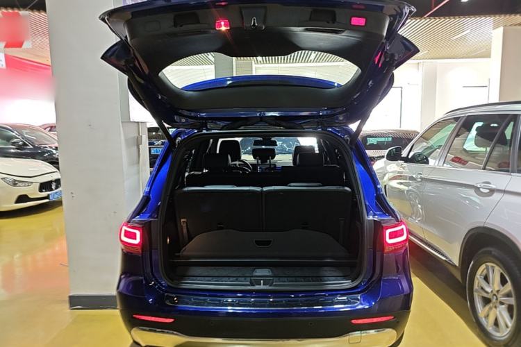 Used Mercedes-Benz GLB 2020 Facelift GLB 200 Fashion Edition Trunk
