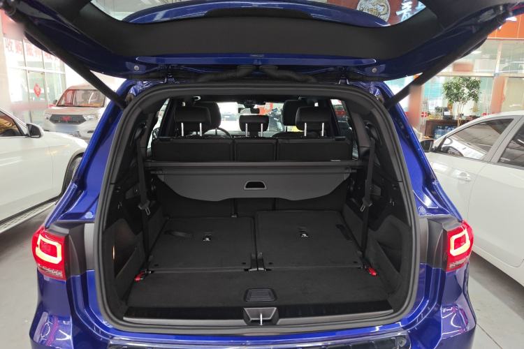Used Mercedes-Benz GLB 2020 Facelift GLB 200 Fashion Edition Trunk