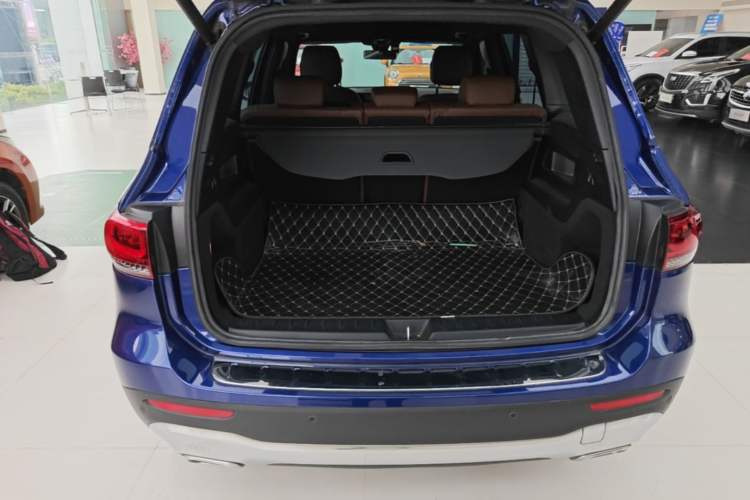 Used Mercedes-Benz GLB 2020 Updated GLB 200 Dynamic Edition Trunk