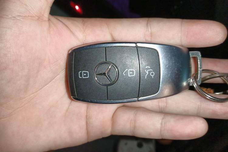 Used Mercedes-Benz GLB 2020 Facelift GLB 200 Fashion Edition Vehicle Key