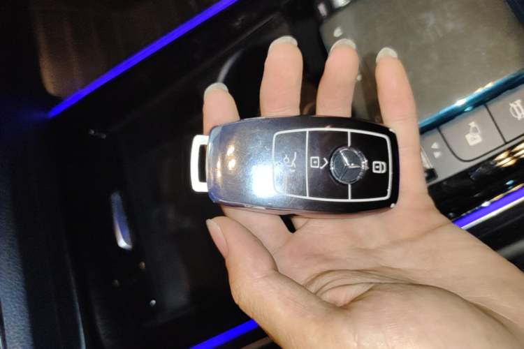 Used Mercedes-Benz GLB 2020 Facelift GLB 200 Fashion Edition Vehicle Key