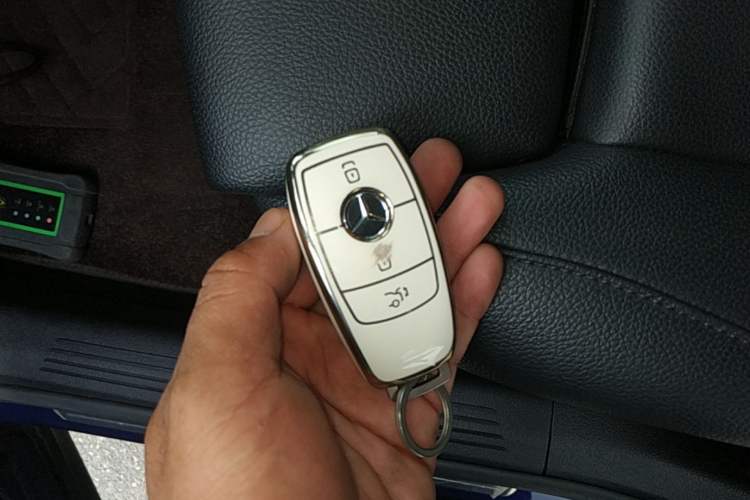Used Mercedes-Benz GLB 2020 Facelift GLB 200 Fashion Edition Vehicle Key