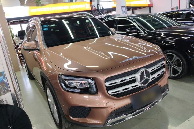 Used Mercedes-Benz GLB 2020 GLB 200 Stylish Edition Front Right 45 Deg