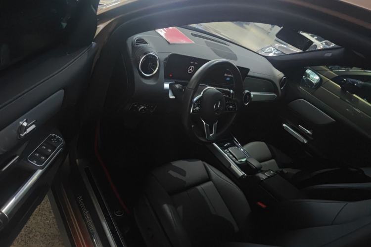 Used Mercedes-Benz GLB 2020 GLB 180 Fashion Model Interior 3