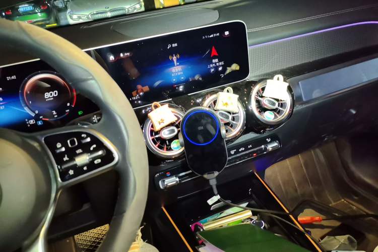 Used Mercedes-Benz GLB 2020 Facelift GLB 200 Fashion Edition Audio And AC Panel