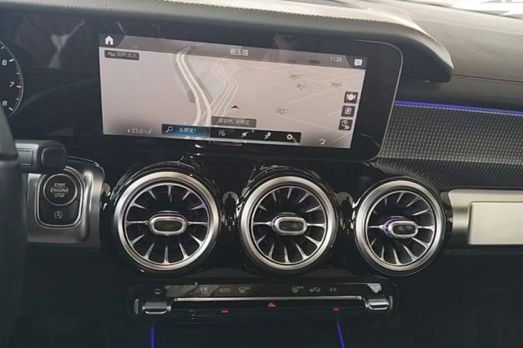 Used Mercedes-Benz GLB 2020 GLB 200 Stylish Edition Audio And AC Panel