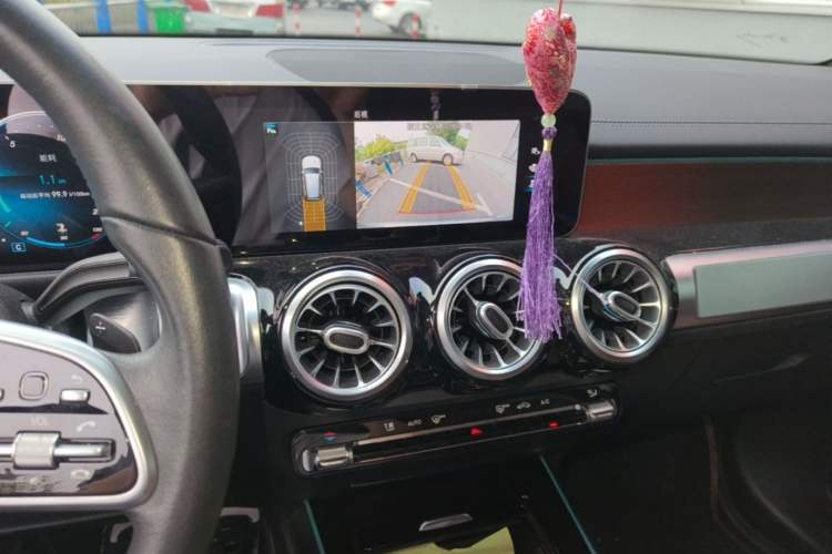 Used Mercedes-Benz GLB 2020 GLB 200 First Edition Special Version Audio And AC Panel