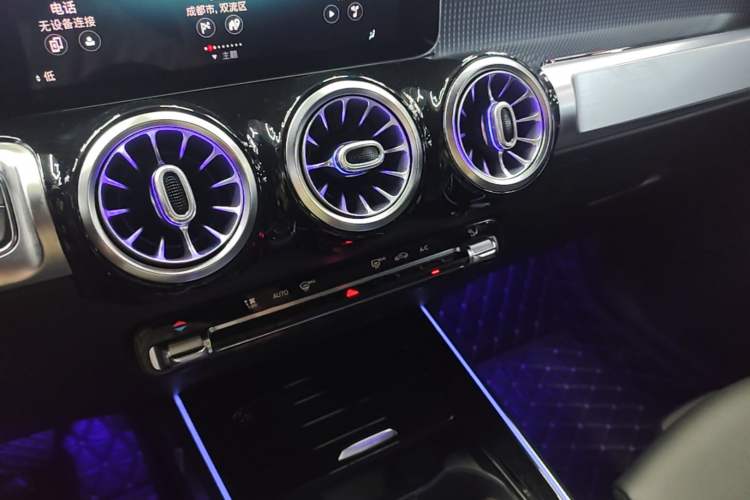 Used Mercedes-Benz GLB 2020 Updated GLB 200 Dynamic Edition Audio And AC Panel
