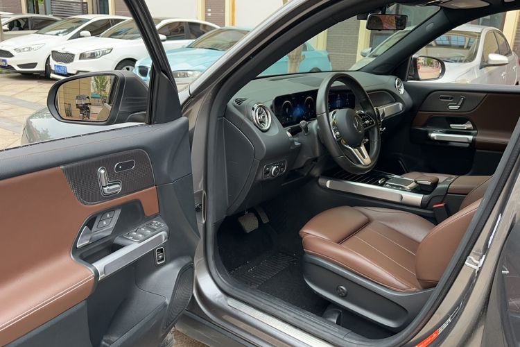 Used Mercedes-Benz GLB 2020 Facelift GLB 200 Fashion Edition Driver Seat