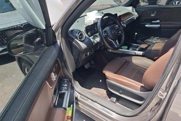 Used Mercedes-Benz GLB 2020 GLB 200 First Edition Special Version Driver Seat