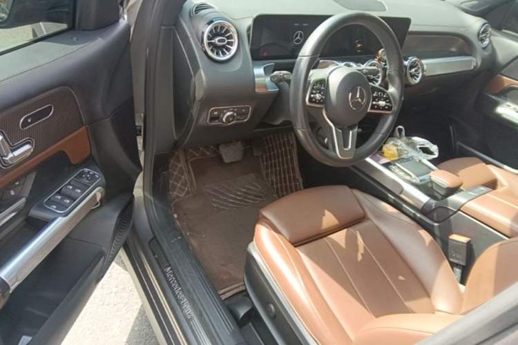 Used Mercedes-Benz GLB 2020 Facelift GLB 200 Fashion Edition Driver Seat