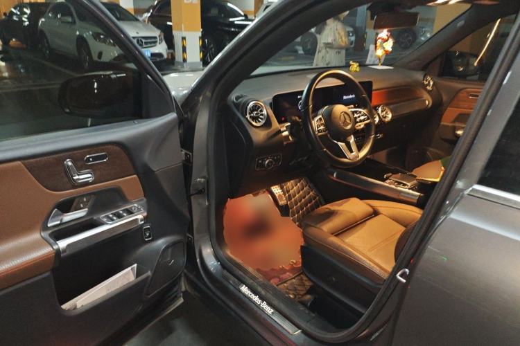 Used Mercedes-Benz GLB 2020 GLB 200 First Edition Special Version Driver Seat