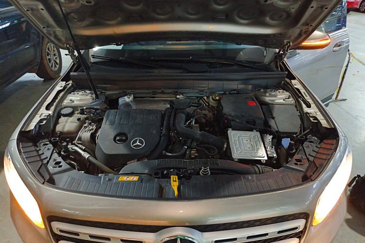 Used Mercedes-Benz GLB 2020 GLB 180 Fashion Model Engine Bay