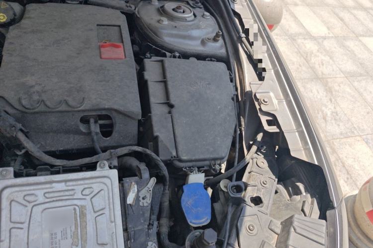 Used Mercedes-Benz GLB 2020 GLB 200 First Edition Special Version Engine Bay Left