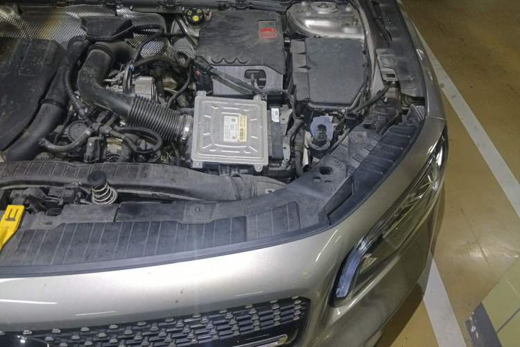 Used Mercedes-Benz GLB 2020 GLB 200 Stylish Edition Engine Bay Left