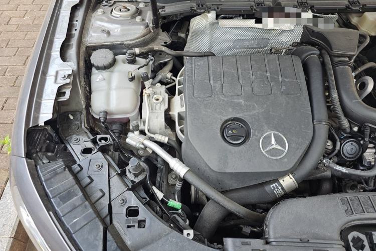 Used Mercedes-Benz GLB 2020 GLB 200 First Edition Special Version Engine Bay Right