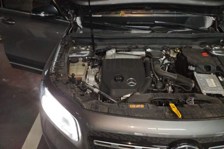 Used Mercedes-Benz GLB 2020 GLB 200 First Edition Special Version Engine Bay Right