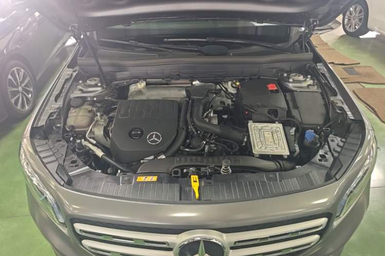 Used Mercedes-Benz GLB 2020 Facelift GLB 200 Fashion Edition Engine Bay