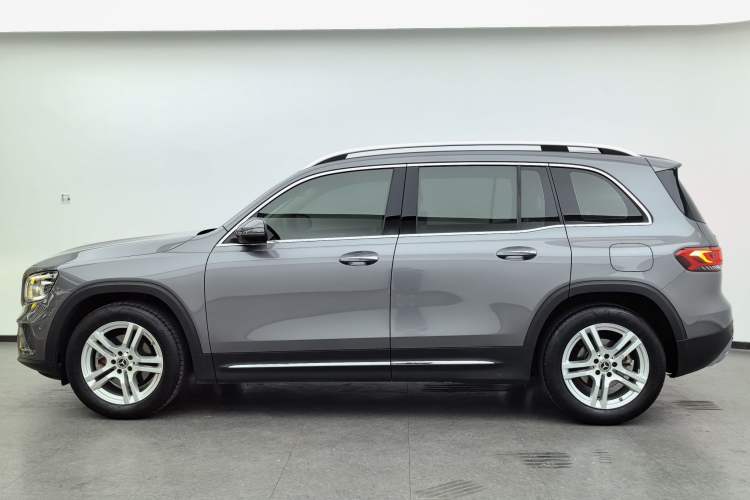 Used Mercedes-Benz GLB 2020 GLB 200 Dynamic Edition Exterior 4