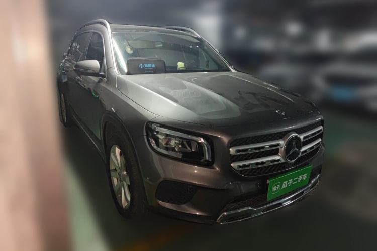 Used Mercedes-Benz GLB 2020 GLB 200 Stylish Edition Front Right 45 Deg