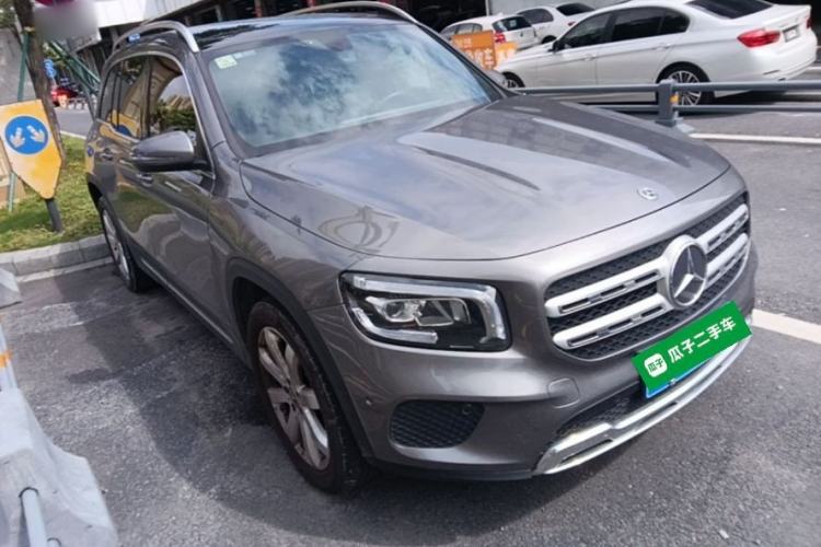 Used Mercedes-Benz GLB 2020 Facelift GLB 200 Fashion Edition Front Right 45 Deg