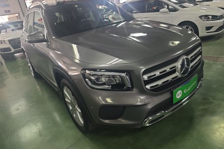 Used Mercedes-Benz GLB 2020 Facelift GLB 200 Fashion Edition Front Right 45 Deg