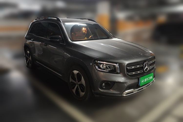 Used Mercedes-Benz GLB 2020 GLB 200 First Edition Special Version Front Right 45 Deg