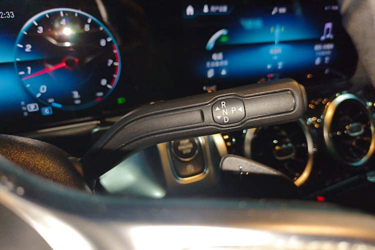 Used Mercedes-Benz GLB 2020 GLB 180 Fashion Model Gear Lever