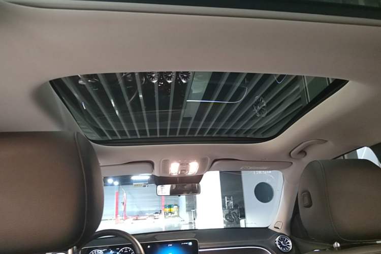 Used Mercedes-Benz GLB 2020 GLB 200 Dynamic Edition Headliner