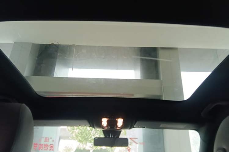 Used Mercedes-Benz GLB 2020 Updated GLB 200 Dynamic Edition Headliner