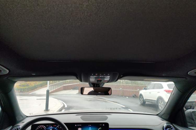 Used Mercedes-Benz GLB 2020 GLB 200 Dynamic Edition Headliner